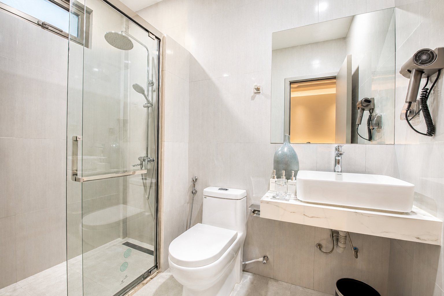 Premium Double Room photo 5 at Opal Oasis